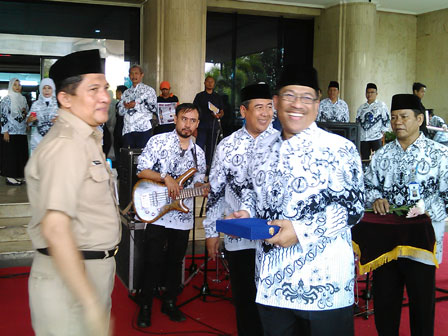 Pencarian PGRI Kurji - Persatuan Guru Republik Indonesia Cabang Kurji